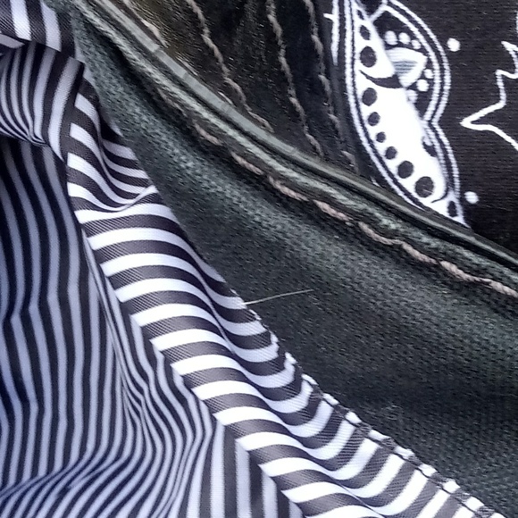 Thatyon - Picture 3 of 3